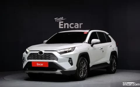 Toyota RAV4 2025 купить в Москве