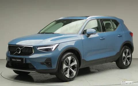 Volvo XC40 2025 купить в Москве