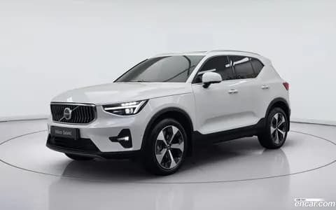 Volvo XC40 2025 купить в Москве