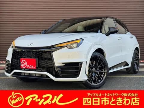 Lexus LBX 2025 купить в Москве