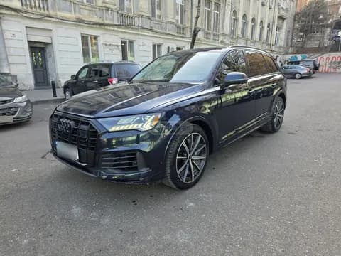 Audi Q7 2023 купить в Москве
